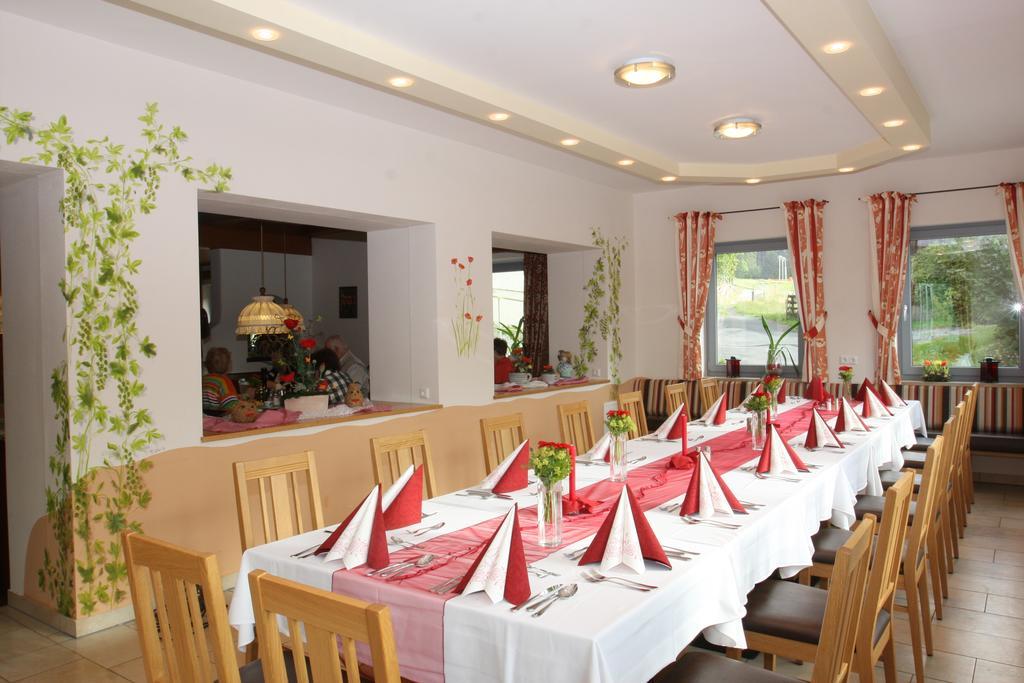 סנקט אנגלמר Gasthof Reiner מראה חיצוני תמונה